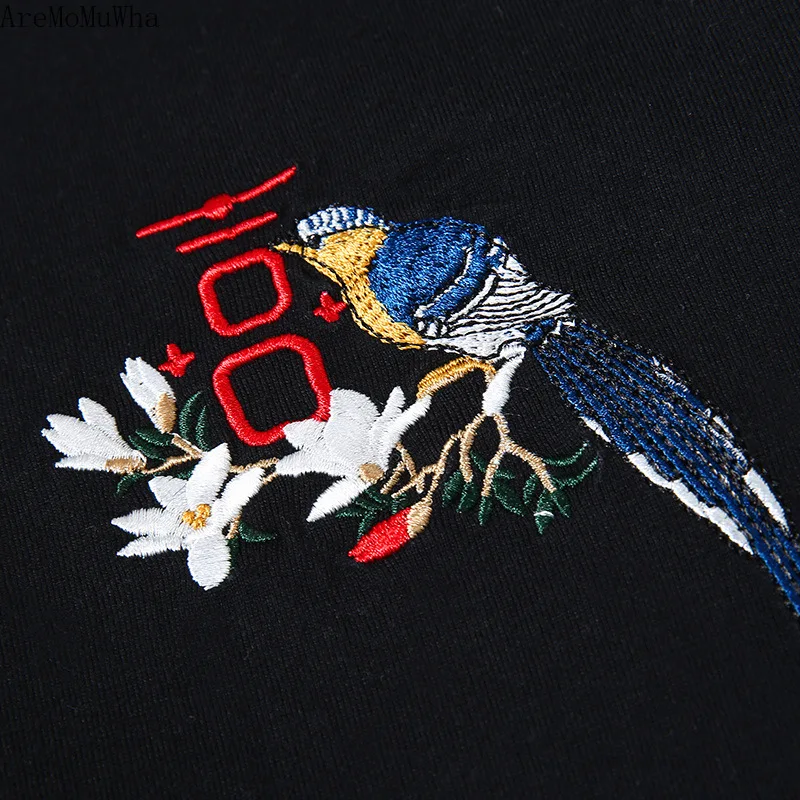 Men's Wear Summer Chinese Style Original Magpie Embroidery Loose Large Size Trend Couples Wear Short Sleeves T-shirt Men Women
Men's Wear Summer Chinese Style Original Magpie Embroidery Loose Large Size Trend Couples Wear Short Sleeves T-shirt Men Women