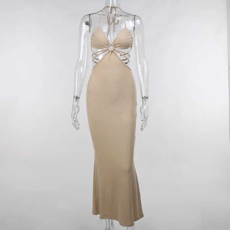 Halter hollow dress women 2021 European and American cross-border summer sexy temperament suspender fishtail long skirt
Halter hollow dress women 2021 European and American cross-border summer sexy temperament suspender fishtail long skirt