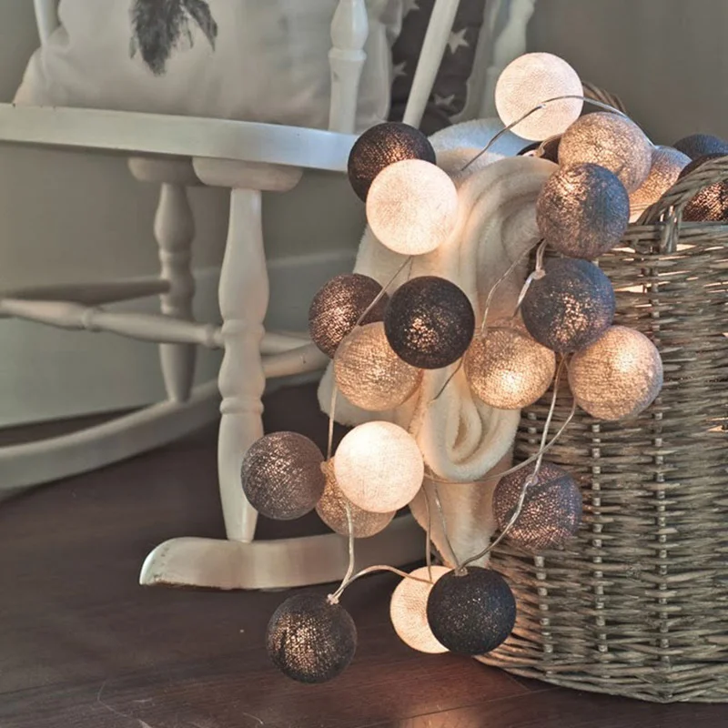 20 LED Cotton Ball Garland String Lights Christmas Fairy Lighting Strings for Outdoor Holiday Wedding Xmas Party Home Decoration
20 LED Cotton Ball Garland String Lights Christmas Fairy Lighting Strings for Outdoor Holiday Wedding Xmas Party Home Decoration