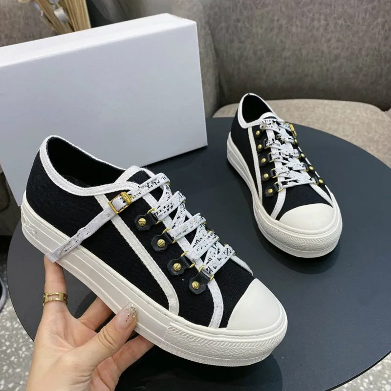 Spring Classic brand Canvas Shoes Ladies Lace-up White Sneakers Platform Casual Loafers Fashion Women's Flat Shoes Zapatos Mujer
Spring Classic brand Canvas Shoes Ladies Lace-up White Sneakers Platform Casual Loafers Fashion Women's Flat Shoes Zapatos Mujer