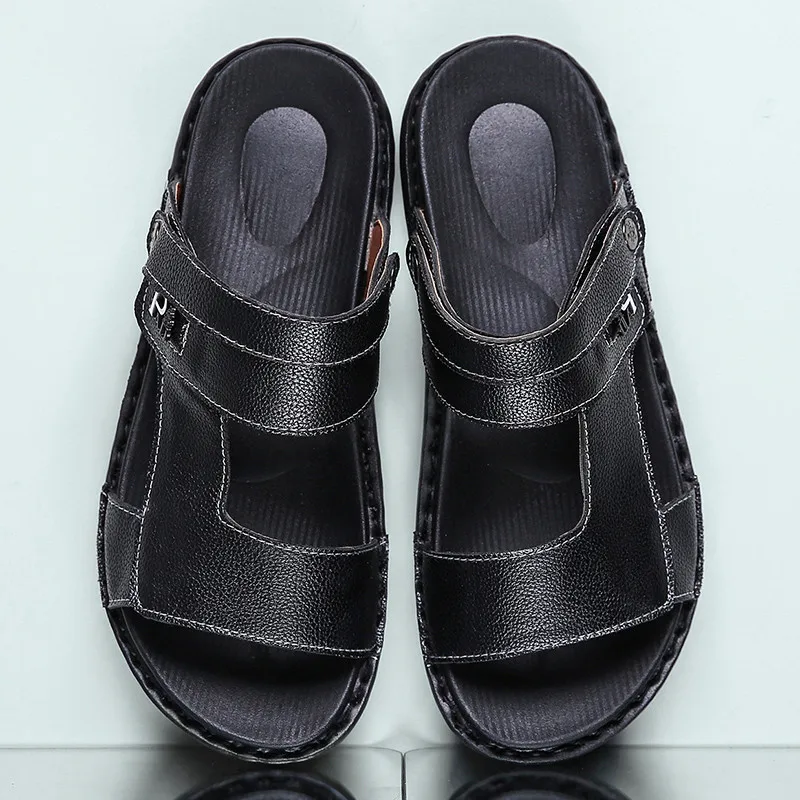Hollow Out Breathable Indoor Slippers Trend High Quality Light New 2021 Non-slip Comfortable Flat Shoes Men Men's Sandals
Hollow Out Breathable Indoor Slippers Trend High Quality Light New 2021 Non-slip Comfortable Flat Shoes Men Men's Sandals