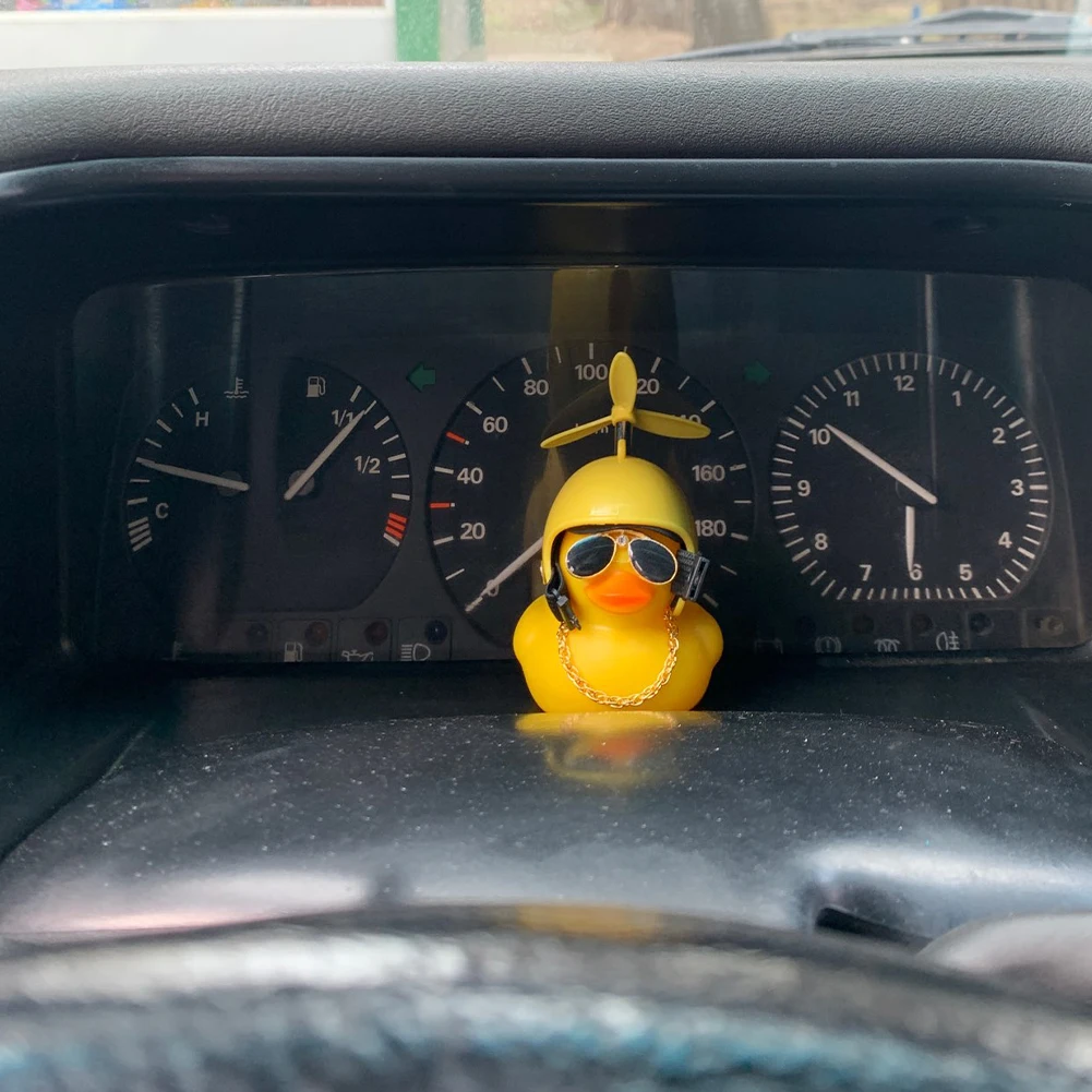 8 Styles Car Duck with Helmet Broken Wind Helmet Squeaking Small Yellow Duck No Lights Riding Cycling Car Decoration Accessories
8 Styles Car Duck with Helmet Broken Wind Helmet Squeaking Small Yellow Duck No Lights Riding Cycling Car Decoration Accessories