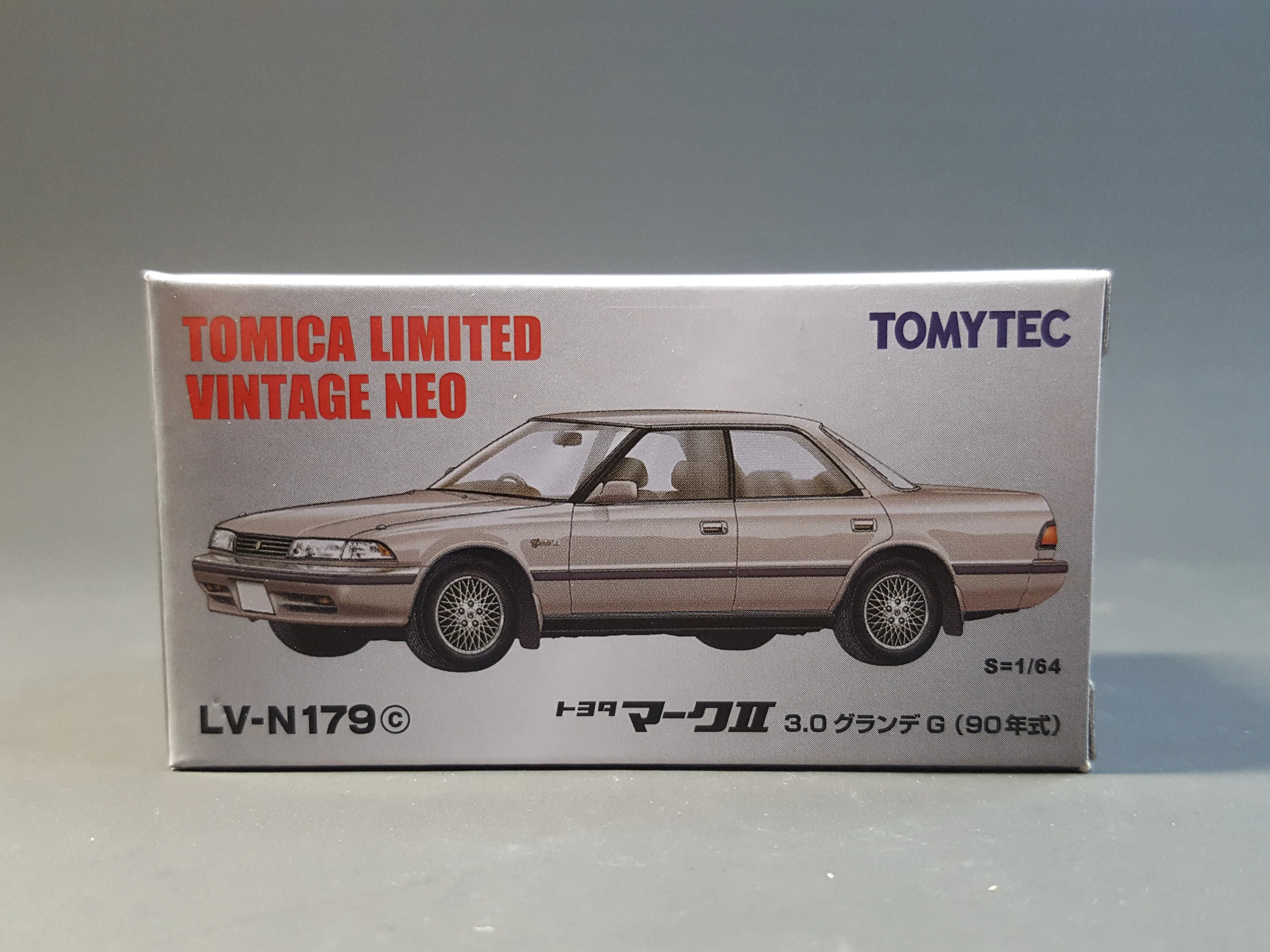 TOMYTEC TLV 1/64 Toyota Mark II 3.0 Grande G LV-N179c Die Cast Model Car Collection Limited
TOMYTEC TLV 1/64 Toyota Mark II 3.0 Grande G LV-N179c Die Cast Model Car Collection Limited