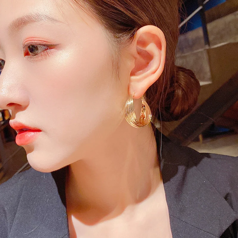 Trendy Earings Jewelry Accessories Fashion Vintage Earrings For Women Big Geometric Statement Gold Metal Drop Earrings 2021
Trendy Earings Jewelry Accessories Fashion Vintage Earrings For Women Big Geometric Statement Gold Metal Drop Earrings 2021