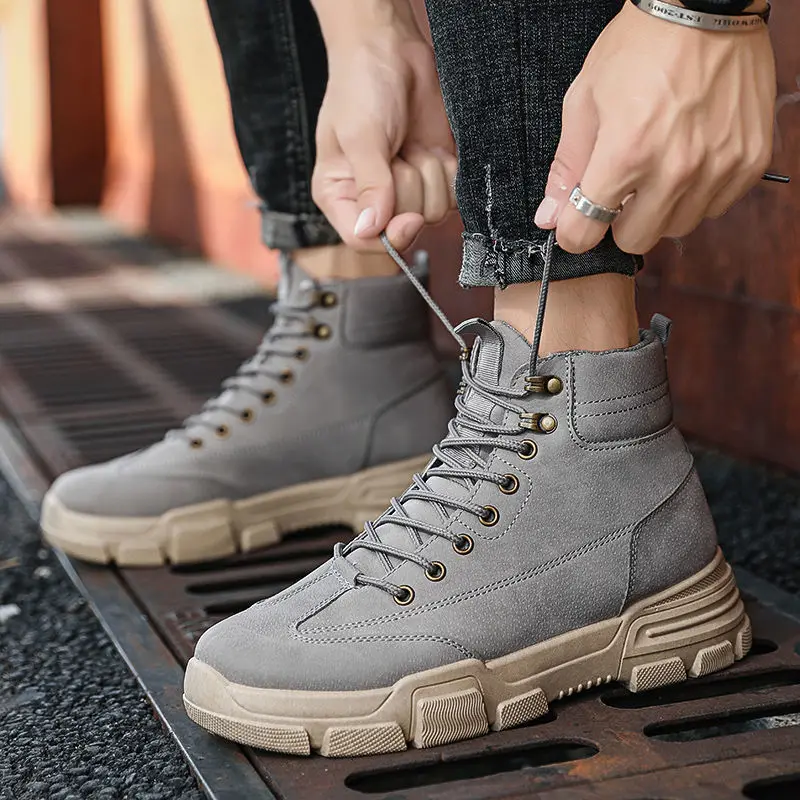 Men's High-top Snow Boots British Style Ankle Boots Thick-soled Shoes Korean Fashion Student Casual Shoes Retro Low-top Shoes
Men's High-top Snow Boots British Style Ankle Boots Thick-soled Shoes Korean Fashion Student Casual Shoes Retro Low-top Shoes