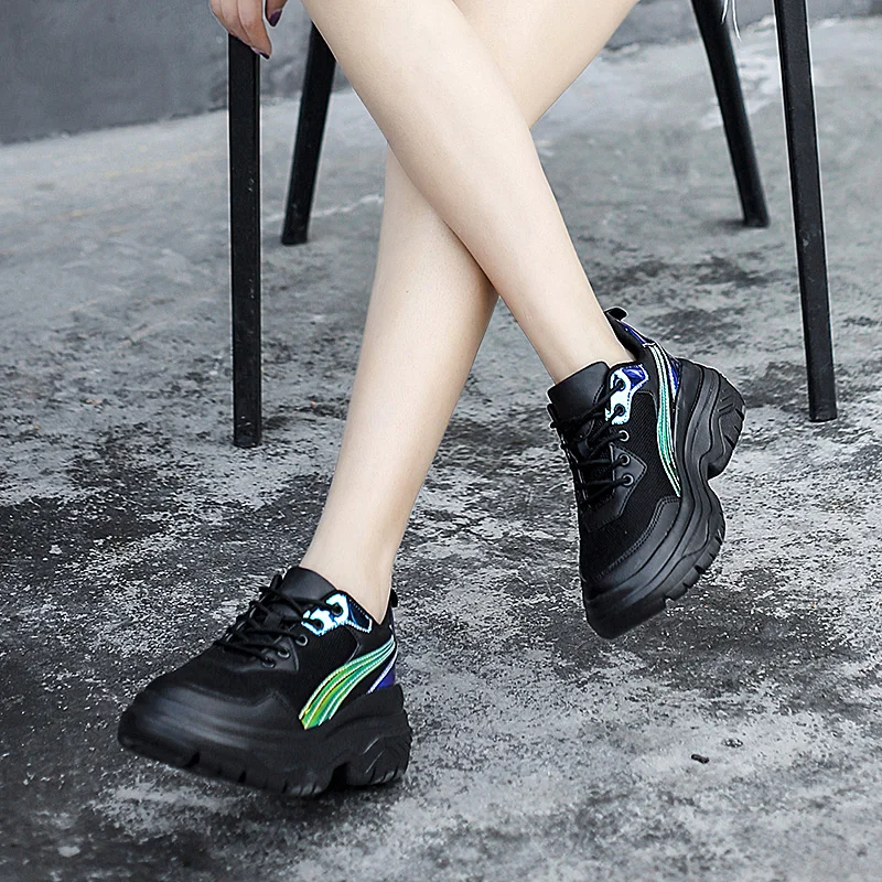 2020 Women's Sneakers Breathable mesh Running Shoes For Women Casual Comfortable Outdoor Sports shoe Lace-up Non-slip Footwear
2020 Women's Sneakers Breathable mesh Running Shoes For Women Casual Comfortable Outdoor Sports shoe Lace-up Non-slip Footwear