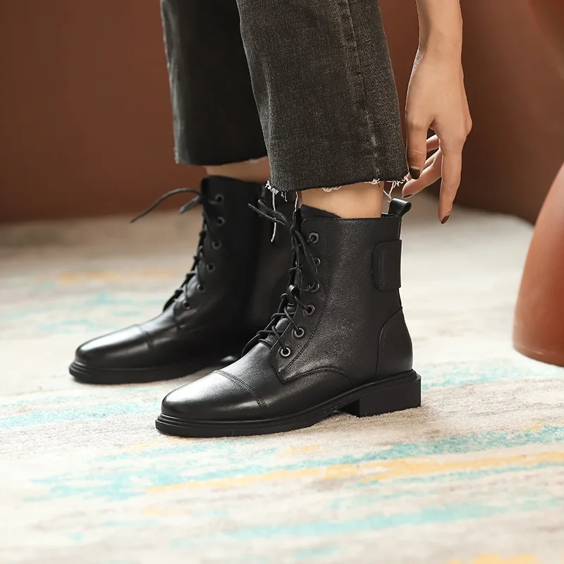 autumn winter women chelsea boots genuine leather ankle boots women casual motorcycle shoes fashion couple shoes zapatos mujer
autumn winter women chelsea boots genuine leather ankle boots women casual motorcycle shoes fashion couple shoes zapatos mujer