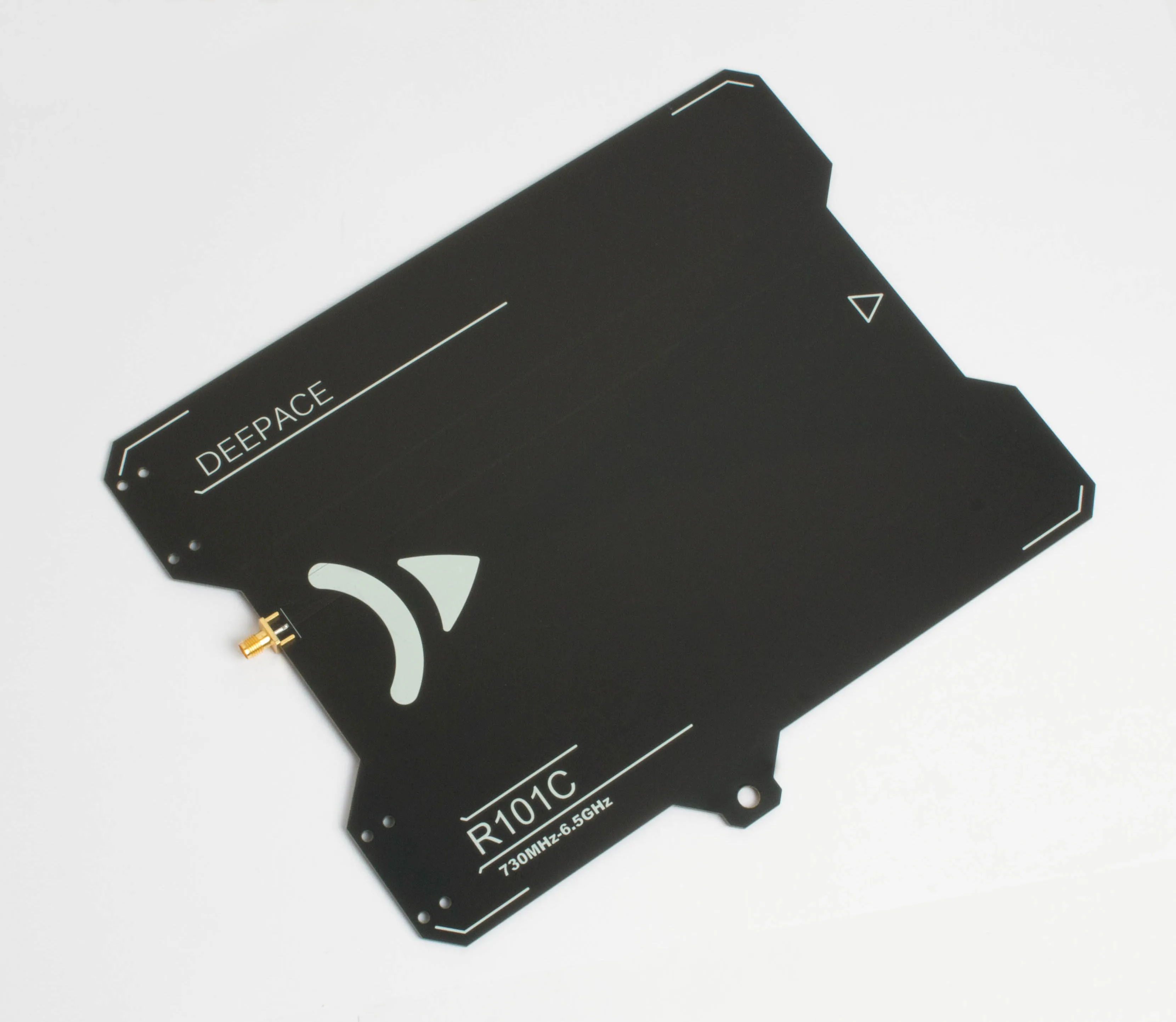 R101C 6.5GHz Broadband Directional Antenna UWB High Gain Ads-b Antenna UAV Image Transmission
R101C 6.5GHz Broadband Directional Antenna UWB High Gain Ads-b Antenna UAV Image Transmission