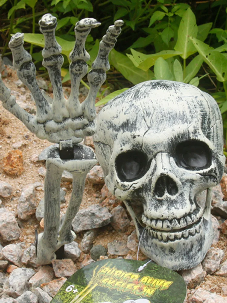 Halloween Decoration Haunted House Garden Plastic Simulation Skull Ornaments Skull Hand Claw Horror Party Whole Person Toy
Halloween Decoration Haunted House Garden Plastic Simulation Skull Ornaments Skull Hand Claw Horror Party Whole Person Toy