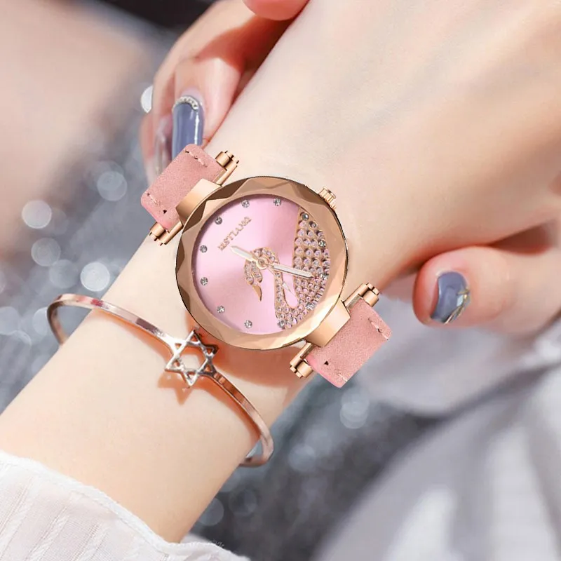 2021 NEW Women's Watches Simple Vintage Small Watch Leather Strap Casual Sport Clock Dress Wristwatches Women Relogio mujer
2021 NEW Women's Watches Simple Vintage Small Watch Leather Strap Casual Sport Clock Dress Wristwatches Women Relogio mujer