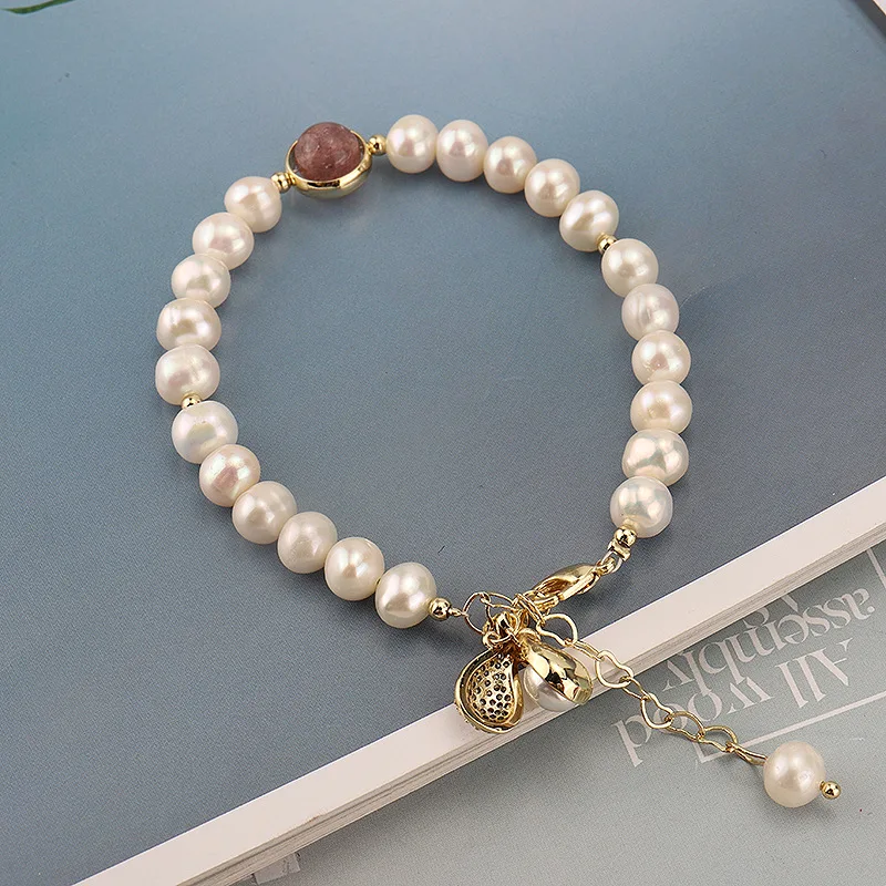 Korean Style Fashionable Fresh Cute Natural Pearl Strawberry Quartz Bracelet Women's Bracelet Money Bag Hand Jewelry
Korean Style Fashionable Fresh Cute Natural Pearl Strawberry Quartz Bracelet Women's Bracelet Money Bag Hand Jewelry