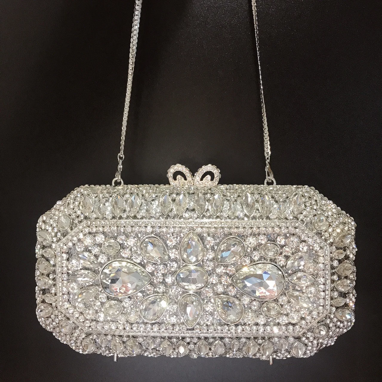 XIYUAN Green Gold Silver Champagne Red Crystal Clutch Bags For Women Formal Party Diamond Evening Clutches Purse Lady Handbags
XIYUAN Green Gold Silver Champagne Red Crystal Clutch Bags For Women Formal Party Diamond Evening Clutches Purse Lady Handbags