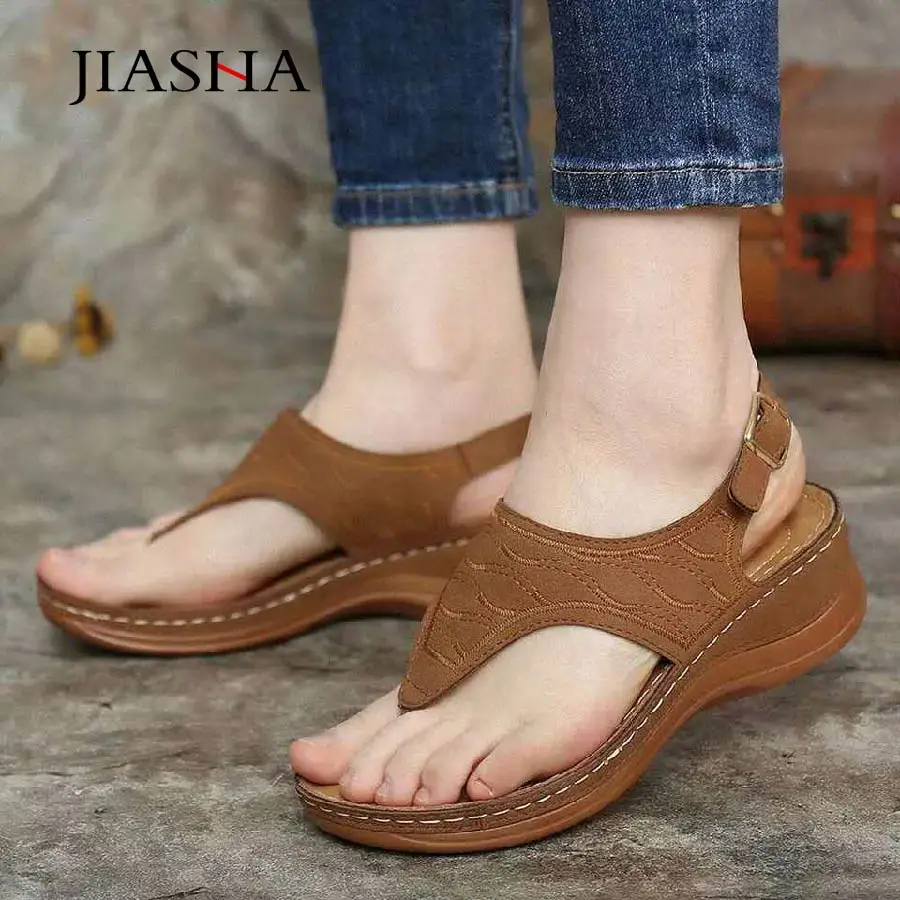 Sandals women summer shoes 2021 new solid color soft casual shoes woman flip flops plus size wedge clip toe female sandals
Sandals women summer shoes 2021 new solid color soft casual shoes woman flip flops plus size wedge clip toe female sandals