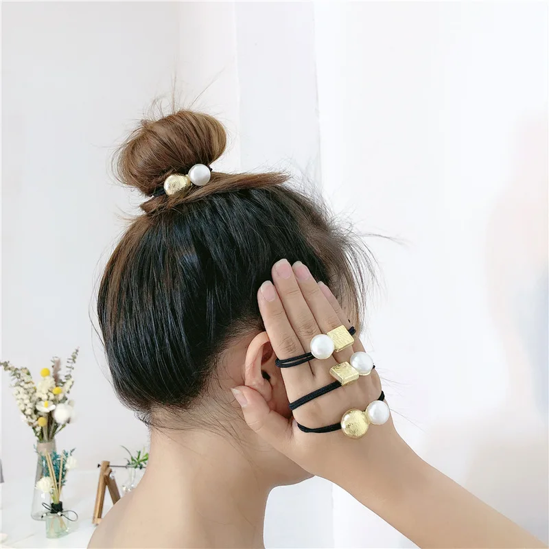 1PCS Girl Ball Hair Rope Cute Hairpin Baby Pet Top Clip Small Fresh and Safe Headdress Children's Hairpin
1PCS Girl Ball Hair Rope Cute Hairpin Baby Pet Top Clip Small Fresh and Safe Headdress Children's Hairpin