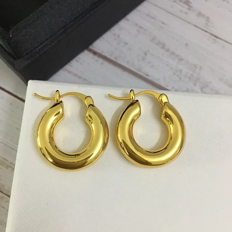 New temperament cold wind small circle retro simple all-match earrings for women jewelry
New temperament cold wind small circle retro simple all-match earrings for women jewelry