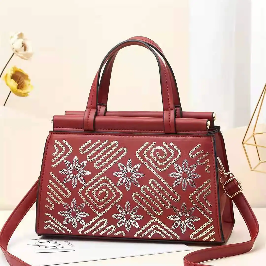 Лето 2021, женские сумки, новые модные сумки через плечо, женская сумка с вышивкой и большой емкостью
Лето 2021, женские сумки, новые модные сумки через плечо, женская сумка с вышивкой и большой емкостью