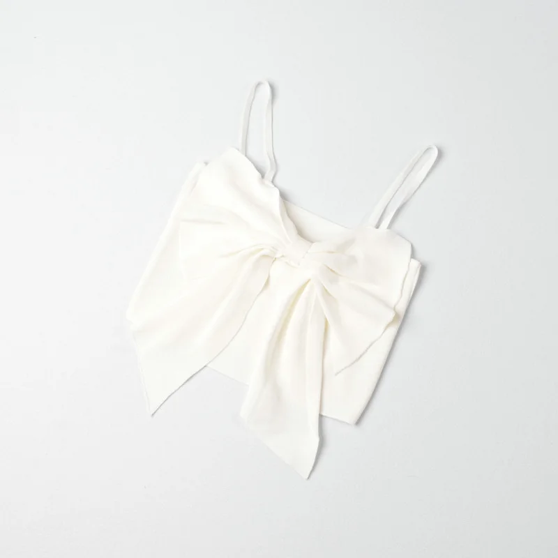 Bow tie suspender women's 2021 summer new vest with beautiful back and sexy clavicle short Knitted Top 
Bow tie suspender women's 2021 summer new vest with beautiful back and sexy clavicle short Knitted Top