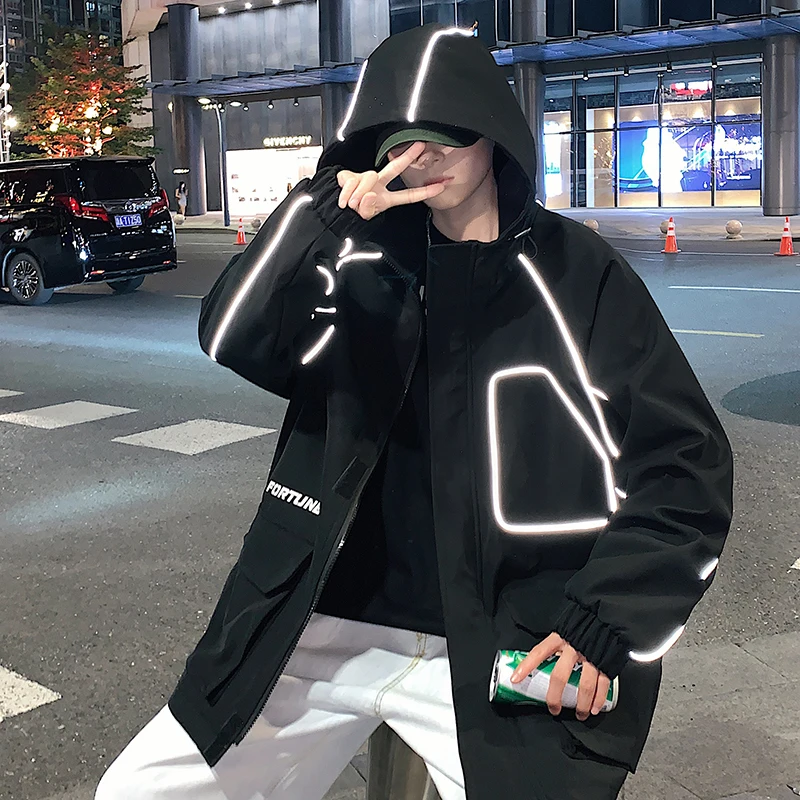 2021 Fashion Reflective Men Jackets Loose Unisex Streetwear Hooded Black Cargo Outwear
2021 Fashion Reflective Men Jackets Loose Unisex Streetwear Hooded Black Cargo Outwear