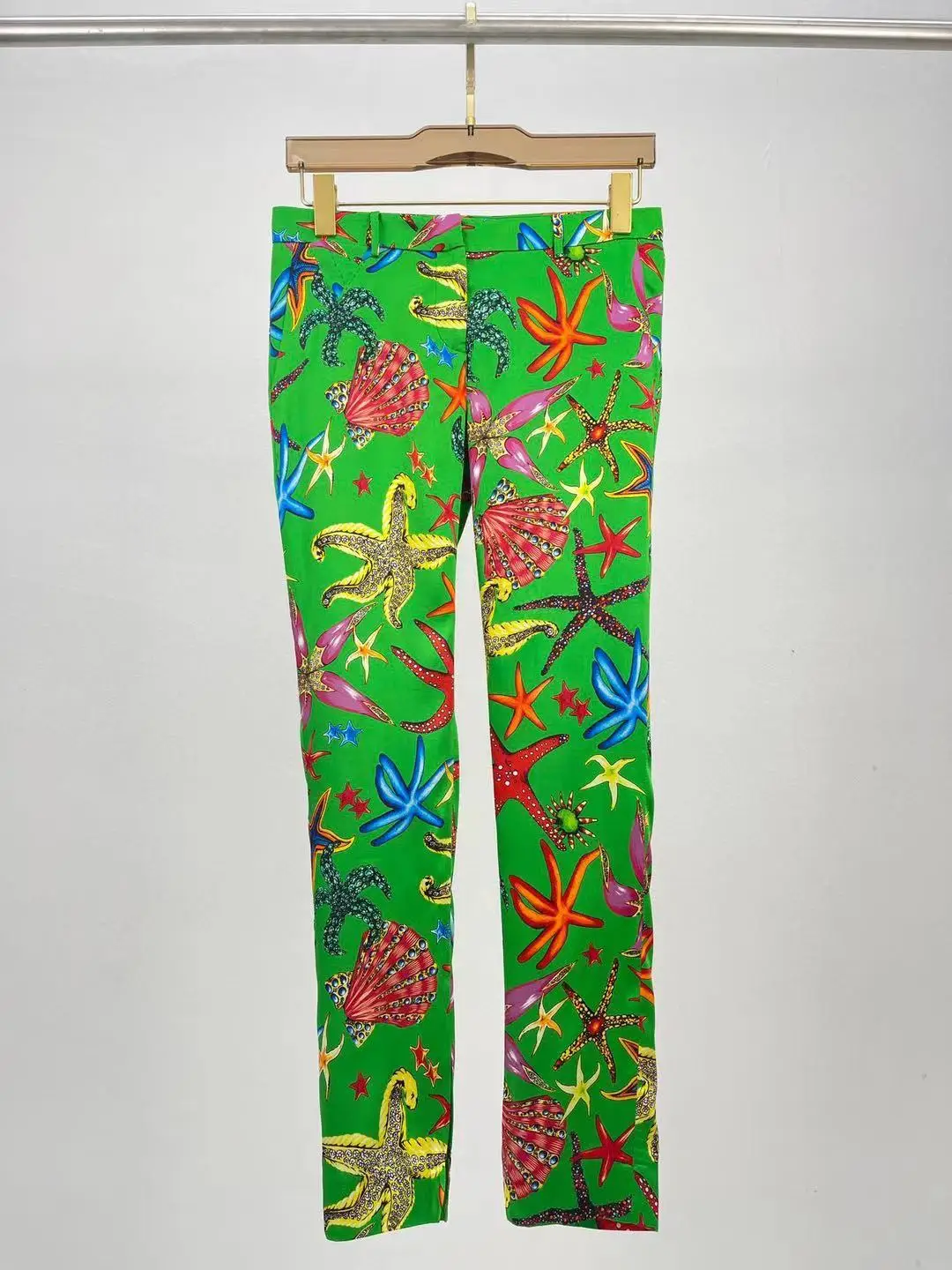 Runway 2021 New Print Elegant Long Pants High Waist Trousers Ladies Casual Autumn Winter Pants Women Streetwear
Runway 2021 New Print Elegant Long Pants High Waist Trousers Ladies Casual Autumn Winter Pants Women Streetwear