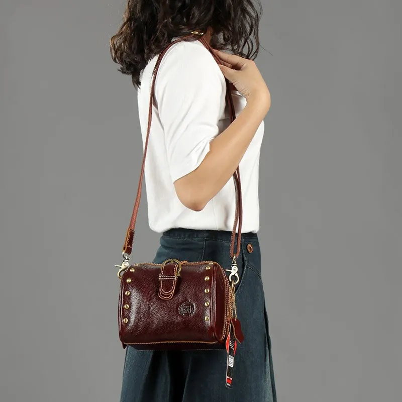 Women Bag 2020 Genuine Leather Rivets Handmade Temperament Fashion Designer Luxury New Handbags Crossbody Messenger Shoulder Bag
Women Bag 2020 Genuine Leather Rivets Handmade Temperament Fashion Designer Luxury New Handbags Crossbody Messenger Shoulder Bag