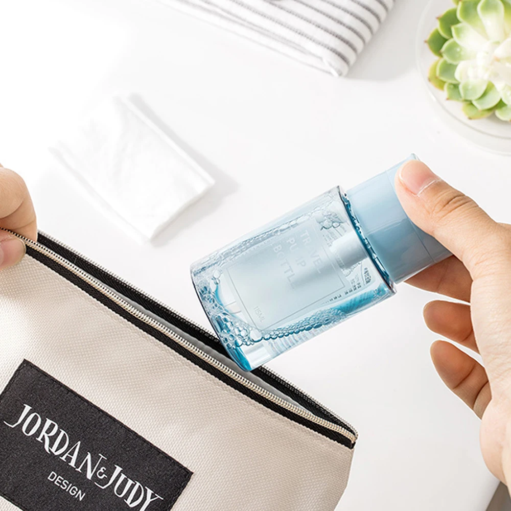 Urallife Press Type Refillable Bottle Makeup Remover Cosmetic Liquid Container Portable Home Travelling Sub Bottle Travel Tool
Urallife Press Type Refillable Bottle Makeup Remover Cosmetic Liquid Container Portable Home Travelling Sub Bottle Travel Tool