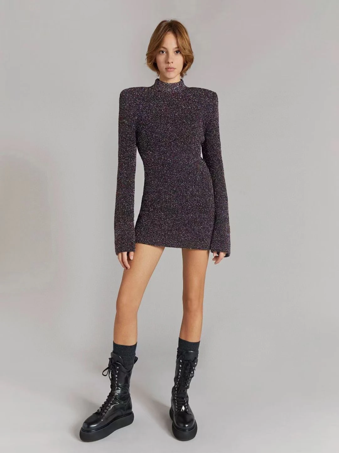 Heavy Gold and Silver Silk Crochet Long Sleeve Autumn and Winter Straight Bottomed Dress
Heavy Gold and Silver Silk Crochet Long Sleeve Autumn and Winter Straight Bottomed Dress