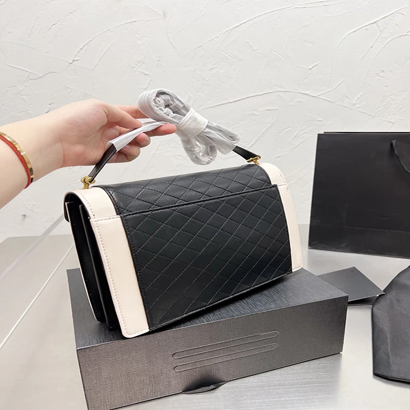 Women's new hot style leather square diamond check shoulder bag simple fashion all-match diagonal bag
Women's new hot style leather square diamond check shoulder bag simple fashion all-match diagonal bag