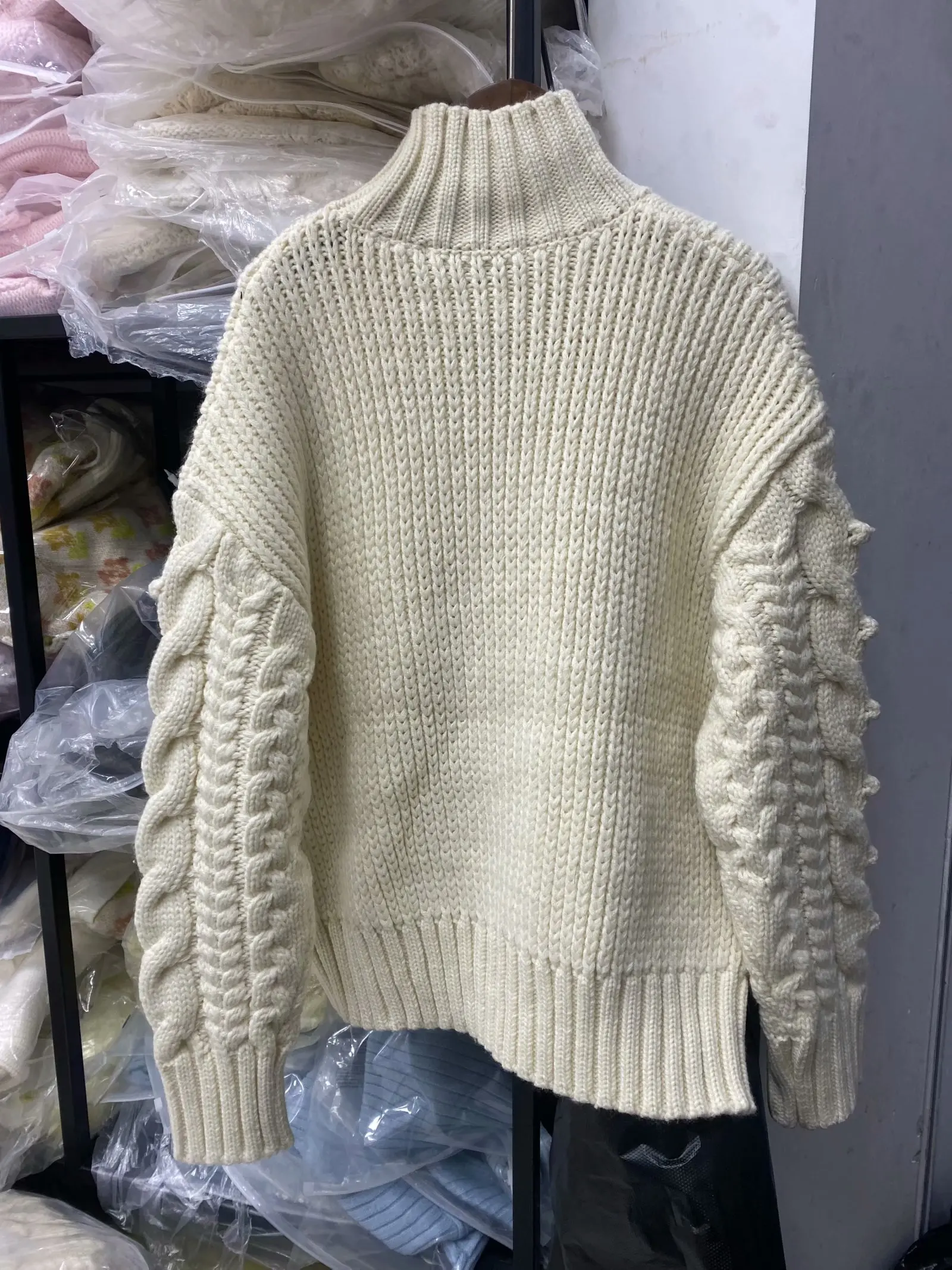 TMODA864 Za 2021 Turtleneck Sweater Women Women Batwing Long Sleeve Knitted Tops Fashion Solid Female Pullovers Chic Tops
TMODA864 Za 2021 Turtleneck Sweater Women Women Batwing Long Sleeve Knitted Tops Fashion Solid Female Pullovers Chic Tops