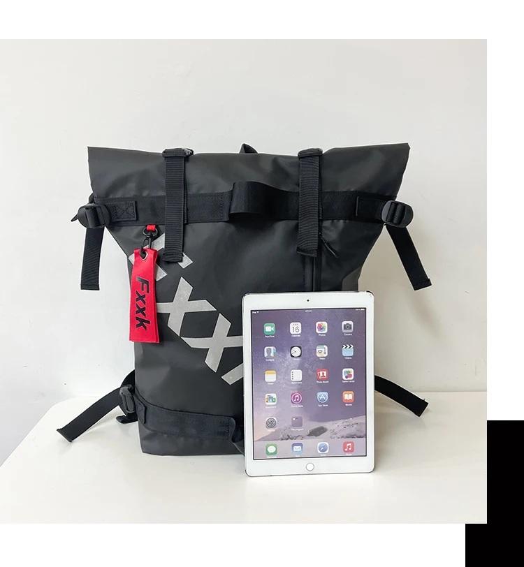 Unique Design Tooling Schoolbag Street Shooting College Student Backpack Fashion Hip-hop Japanese Casual Campus Couple Backpack 
Unique Design Tooling Schoolbag Street Shooting College Student Backpack Fashion Hip-hop Japanese Casual Campus Couple Backpack