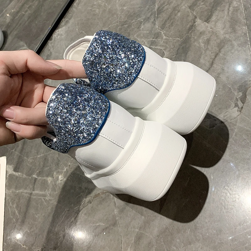 2021 Fashion White Sneakers Women Bling 8cm High Platform Shoes Sequins Ladies Crystal Shoes Woman Trainers Chunky Sneakers
2021 Fashion White Sneakers Women Bling 8cm High Platform Shoes Sequins Ladies Crystal Shoes Woman Trainers Chunky Sneakers