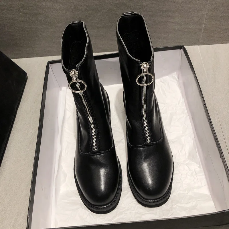 Casual Shoes Women Matin Boots Front Zipper Motorcycle Boots Brand 2019 Autumn New Ladies Ankle Boots Female botas mujer Black
Casual Shoes Women Matin Boots Front Zipper Motorcycle Boots Brand 2019 Autumn New Ladies Ankle Boots Female botas mujer Black