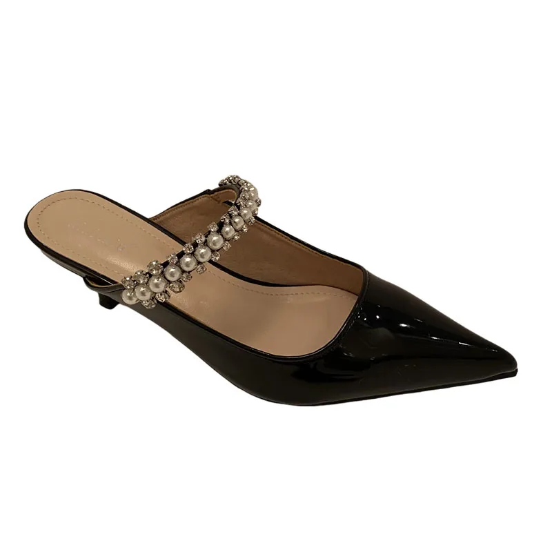 2021 Women Slippers Fashion Pointed Toe Mules Shoes For Woman Thin Low Heels Slippers Crystal Female Slides Elegant Woman Shoes
2021 Women Slippers Fashion Pointed Toe Mules Shoes For Woman Thin Low Heels Slippers Crystal Female Slides Elegant Woman Shoes