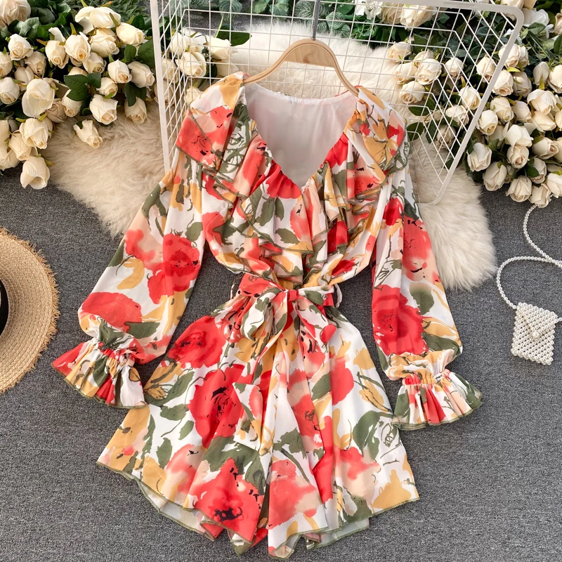 Women's spring summer long puff sleeve V neck flower print jumpsuit female sexy wide leg shorts overall Playsuit TB1519
Women's spring summer long puff sleeve V neck flower print jumpsuit female sexy wide leg shorts overall Playsuit TB1519