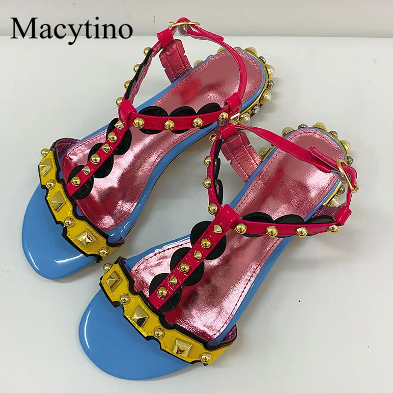 Rivet decoration women's thick heel high heel sandals round toe metal decoration high heel sandals fashion party sandals
Rivet decoration women's thick heel high heel sandals round toe metal decoration high heel sandals fashion party sandals
