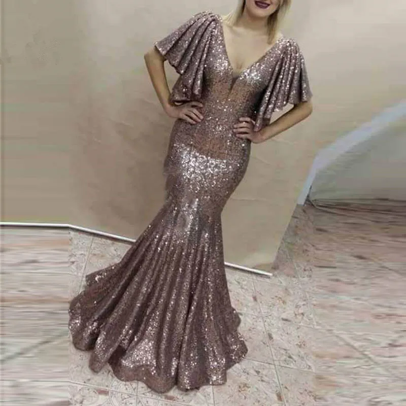 Sparkly Sequined Long Mermaid Prom Dresses 2019 New Tiered Floor Length V Neck Half Sleeveless Formal Evening Dress Party Gowns
Sparkly Sequined Long Mermaid Prom Dresses 2019 New Tiered Floor Length V Neck Half Sleeveless Formal Evening Dress Party Gowns