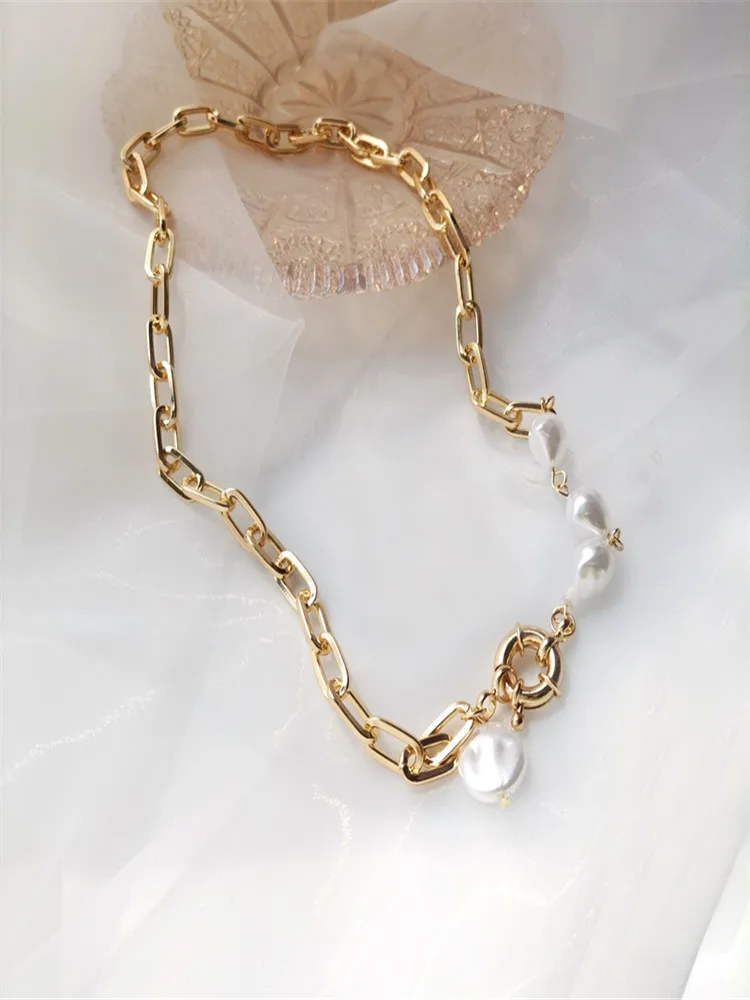 kshmr Tidy irregular pearl necklace hip-hop web celebrity choker temperament minority baroque wind collarbone chain
kshmr Tidy irregular pearl necklace hip-hop web celebrity choker temperament minority baroque wind collarbone chain