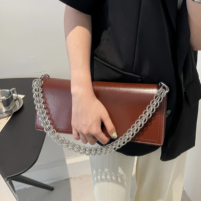 Solid color Square Crossbody Bag 2020 Fashion New Quality PU Leather Women's Designer Handbag Lock Chain Shoulder Messenger bags
Solid color Square Crossbody Bag 2020 Fashion New Quality PU Leather Women's Designer Handbag Lock Chain Shoulder Messenger bags