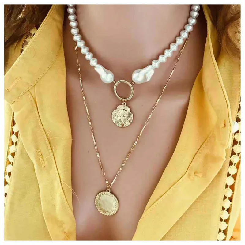 European And American Gold Color Emperor Coin Card Neck Imitation Pearl Necklace Fashion Shaped Multilayer Ladies Alloy Necklace
European And American Gold Color Emperor Coin Card Neck Imitation Pearl Necklace Fashion Shaped Multilayer Ladies Alloy Necklace