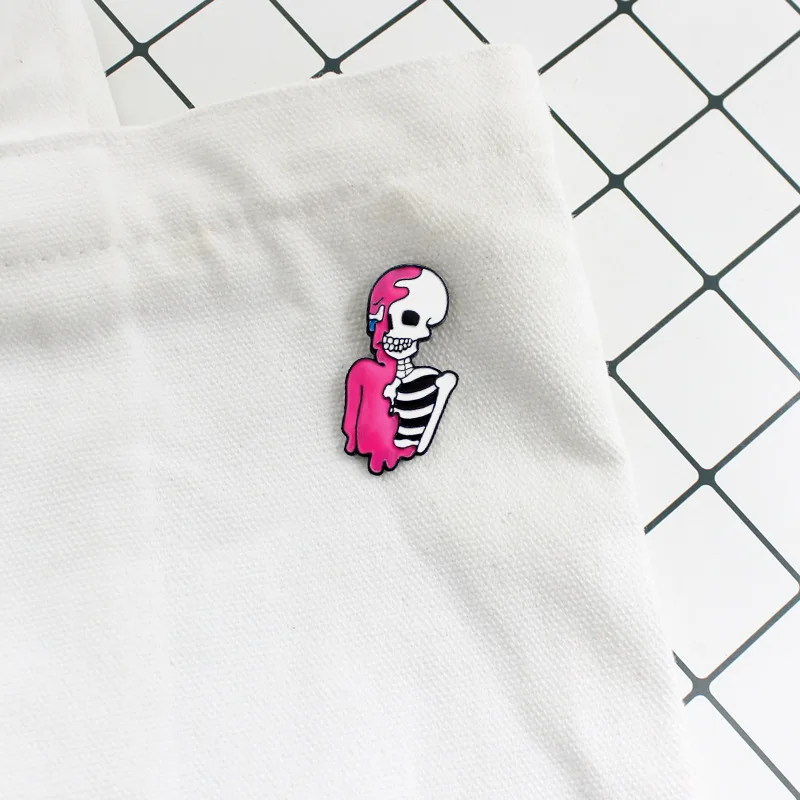 MIX DESIGNS Wish creative new pink and white skeleton oil drop brooch badge denim jacket jacket accessories WHOLESALE
MIX DESIGNS Wish creative new pink and white skeleton oil drop brooch badge denim jacket jacket accessories WHOLESALE