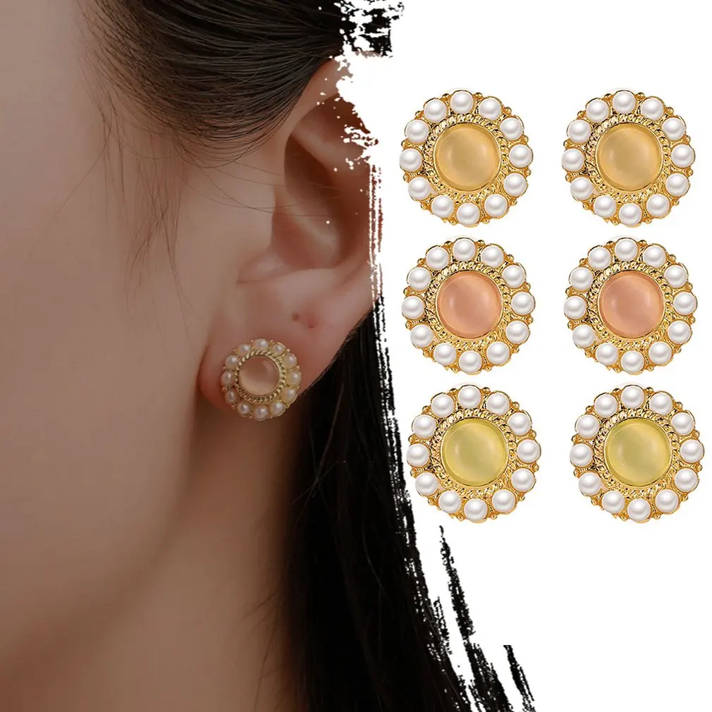 French Pearl Temperament Earrings Small Fragrance Exquisite Opal Earrings Imitation Gold Popular Earrings 2019
French Pearl Temperament Earrings Small Fragrance Exquisite Opal Earrings Imitation Gold Popular Earrings 2019