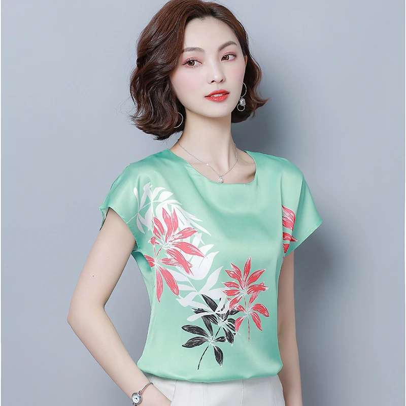 Korean Fashion Silk Women Blouses Satin Office Lady Blusas Floral Women Tops and Bloues Loose Women Clothing 
Korean Fashion Silk Women Blouses Satin Office Lady Blusas Floral Women Tops and Bloues Loose Women Clothing