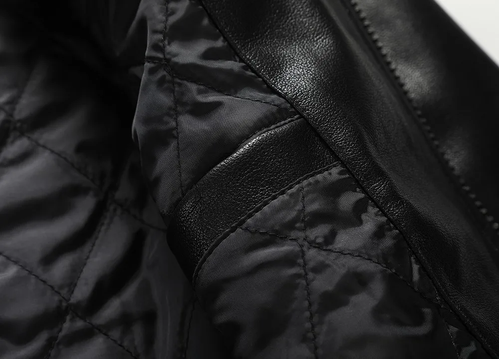 2021 Skull Rhinestones PU Jackets Men Black High Street Stand-Neck Zipper Rib Sleeve Streetwear Motorcycle Faux Leather Coats
2021 Skull Rhinestones PU Jackets Men Black High Street Stand-Neck Zipper Rib Sleeve Streetwear Motorcycle Faux Leather Coats