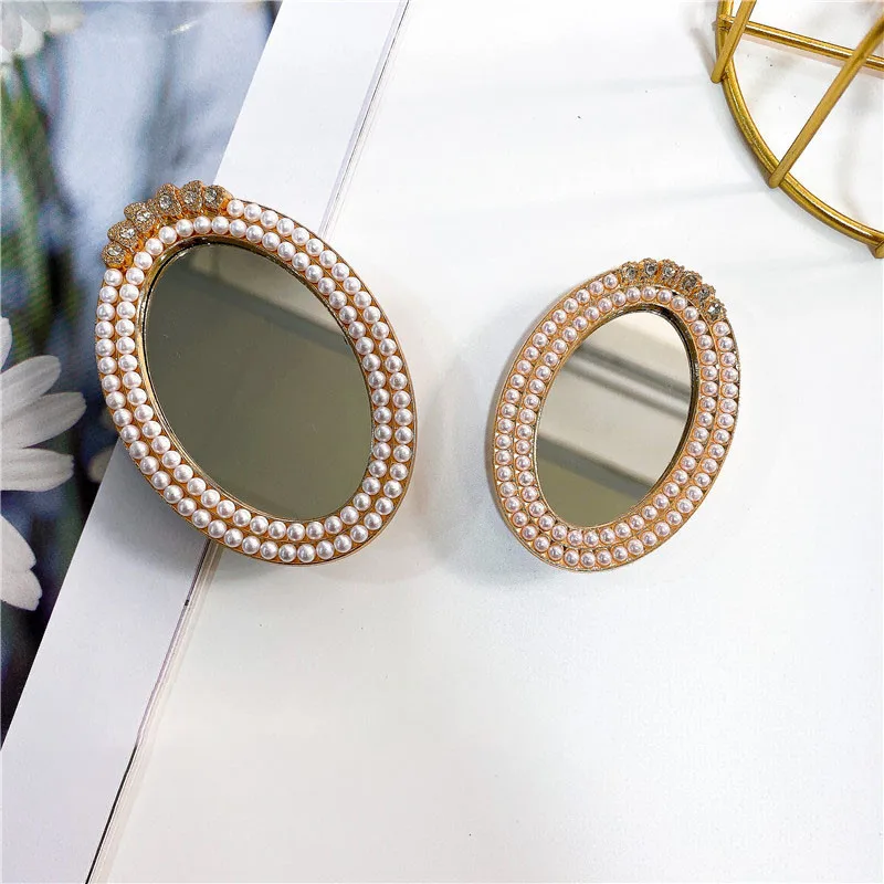 New Inlaid Pearl Phone Holder Luxury Rhinestone Makeup Mirror Folding Phone Holder Phone Accessories For iPhone 11 Phone Grip
New Inlaid Pearl Phone Holder Luxury Rhinestone Makeup Mirror Folding Phone Holder Phone Accessories For iPhone 11 Phone Grip