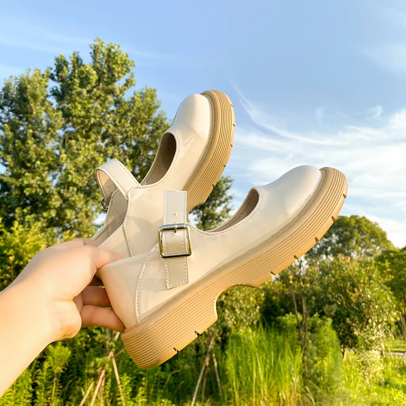 Women's Mary Jane leather shoes summer thin Japanese jk 2021 new vintage big head Beige Pumps College Student Dress shoes
Women's Mary Jane leather shoes summer thin Japanese jk 2021 new vintage big head Beige Pumps College Student Dress shoes