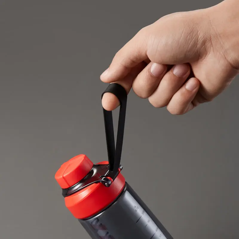 Water cup portable plastic cup for male and female primary school students
