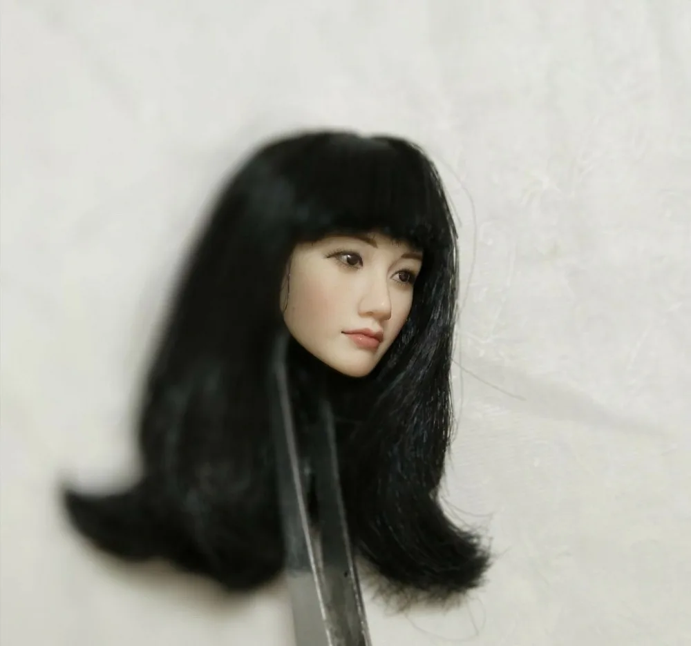 1/6 scale pale Asian beauty head sculpt, long black hair, suitable for 12-inch female movable doll body accessory 
1/6 scale pale Asian beauty head sculpt, long black hair, suitable for 12-inch female movable doll body accessory
