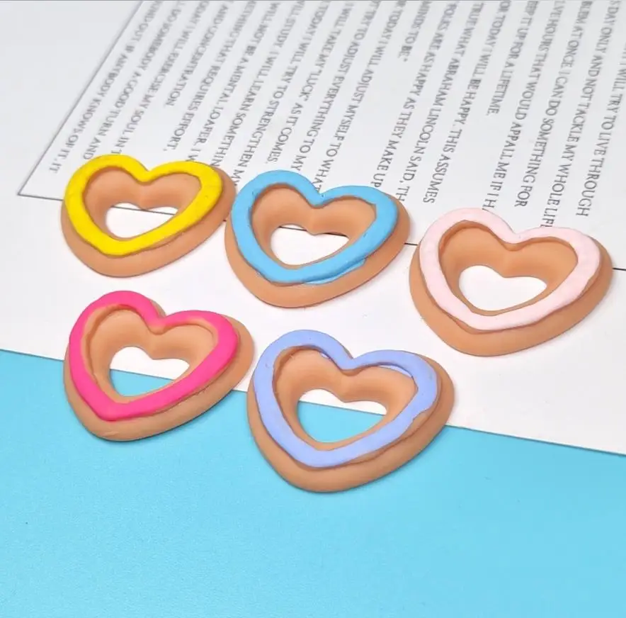 Kawaii Decoration Heart Donuts Charms Pendants For DIY Fashion Bracelets Necklace Earring Key Chain Jewelry Making
Kawaii Decoration Heart Donuts Charms Pendants For DIY Fashion Bracelets Necklace Earring Key Chain Jewelry Making