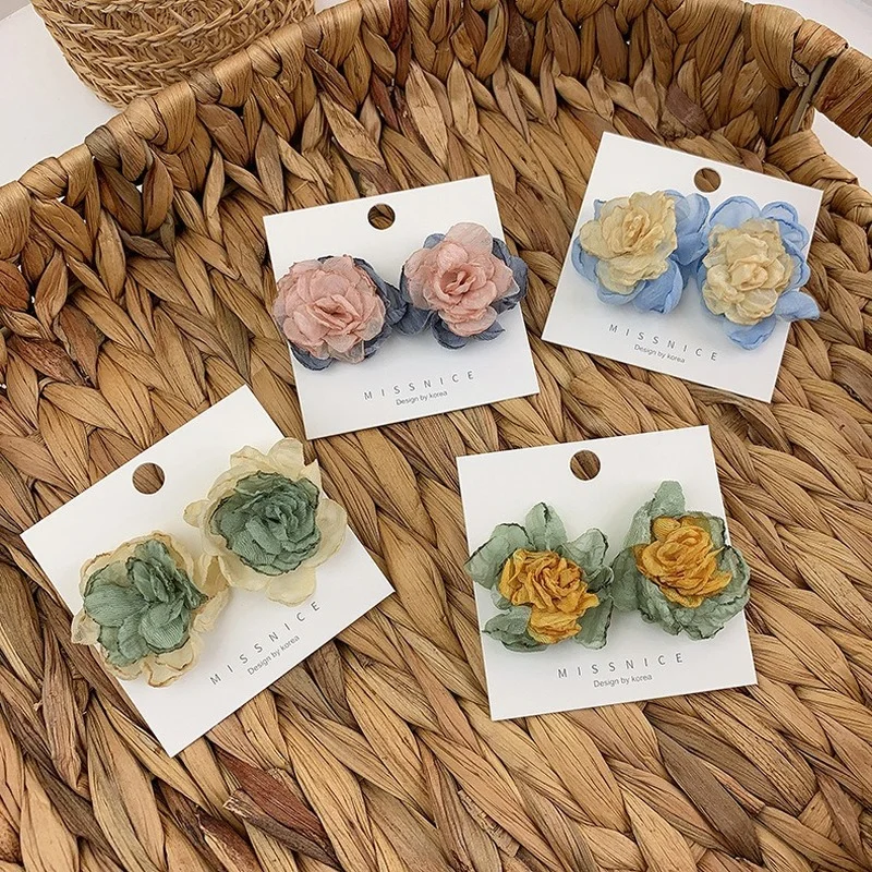 VSnow Fairy Vintage Contrast Color Chiffon Flower Dangle Earring for Women French Multiple Multi-layered Petals Earring Jewelry
VSnow Fairy Vintage Contrast Color Chiffon Flower Dangle Earring for Women French Multiple Multi-layered Petals Earring Jewelry