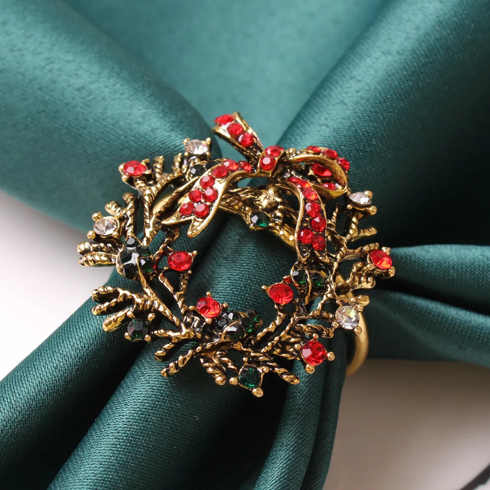 6 / PCS Christmas Wreath napkin ring napkin ring napkin Buckle Western restaurant hotel tableware table free of freight
6 / PCS Christmas Wreath napkin ring napkin ring napkin Buckle Western restaurant hotel tableware table free of freight