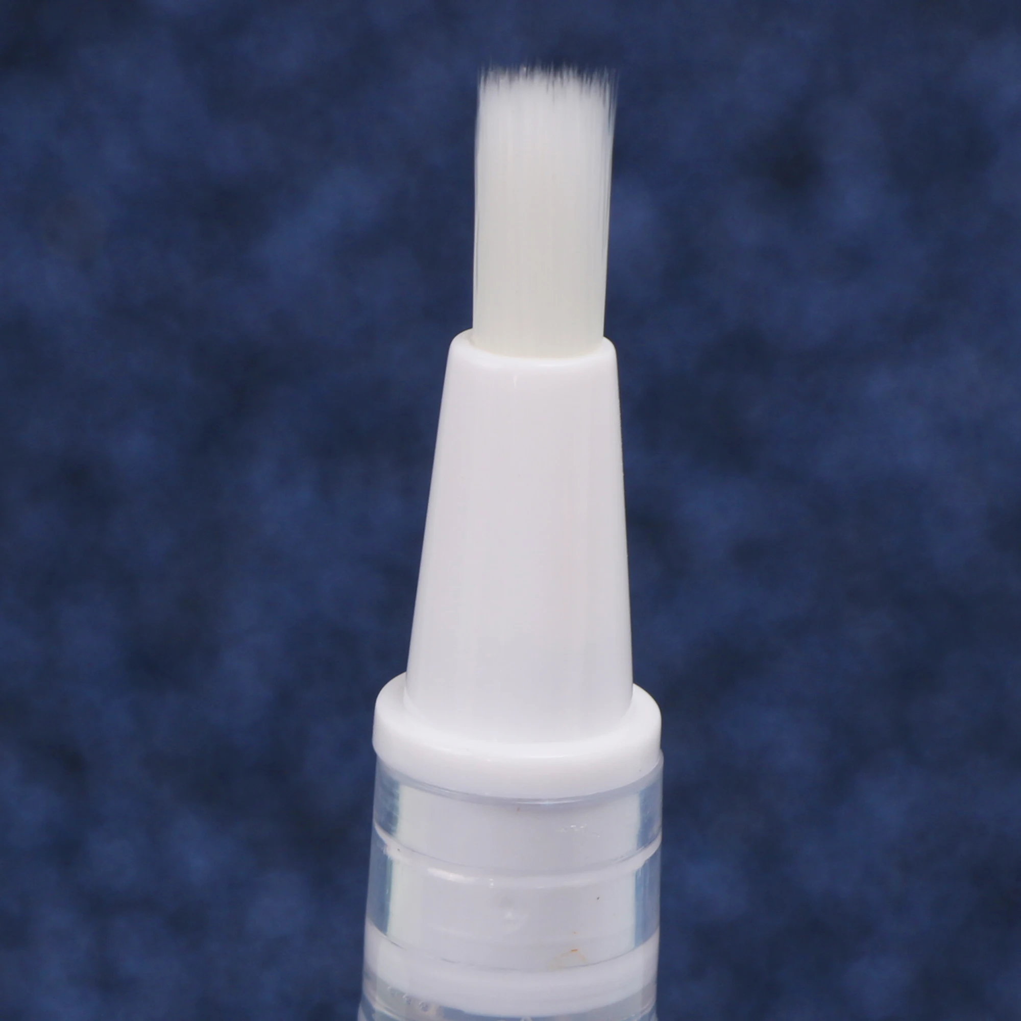 3ml Popular White Teeth Whitening Pen Tooth Gel Bleach Remove Stains Oral Hygiene Home Tooth Bleaching Pen Hot Sale
3ml Popular White Teeth Whitening Pen Tooth Gel Bleach Remove Stains Oral Hygiene Home Tooth Bleaching Pen Hot Sale